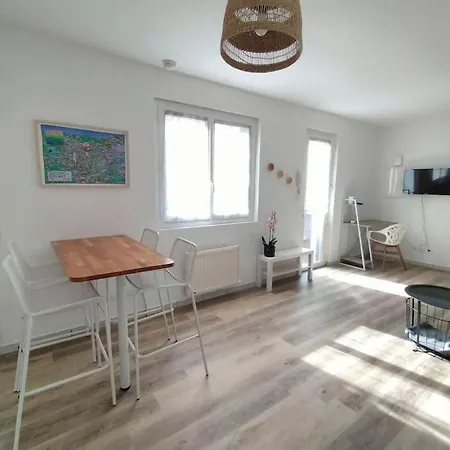 Spacieux Dans Résidence Avec Parking Privé Apartamento Clermont-Ferrand
