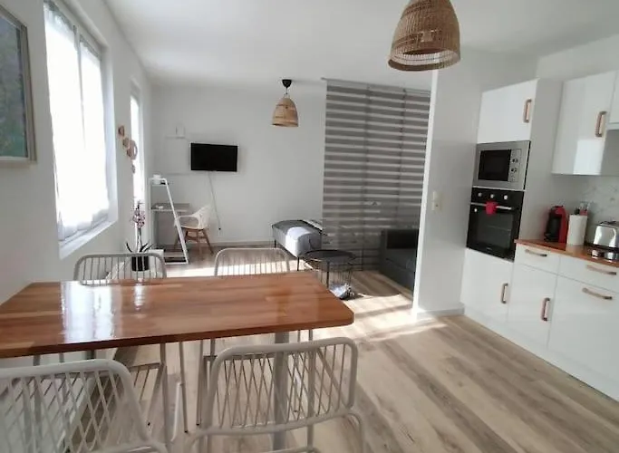 Spacieux Dans Résidence Avec Parking Privé Clermont-Ferrand