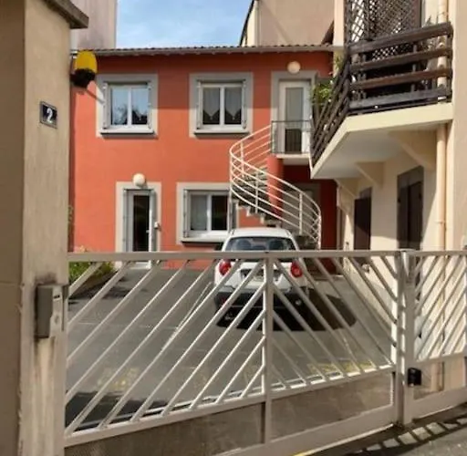 Apartamento Spacieux Dans Résidence Avec Parking Privé *